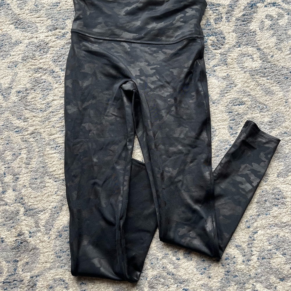 SPANX faux leather camo legging